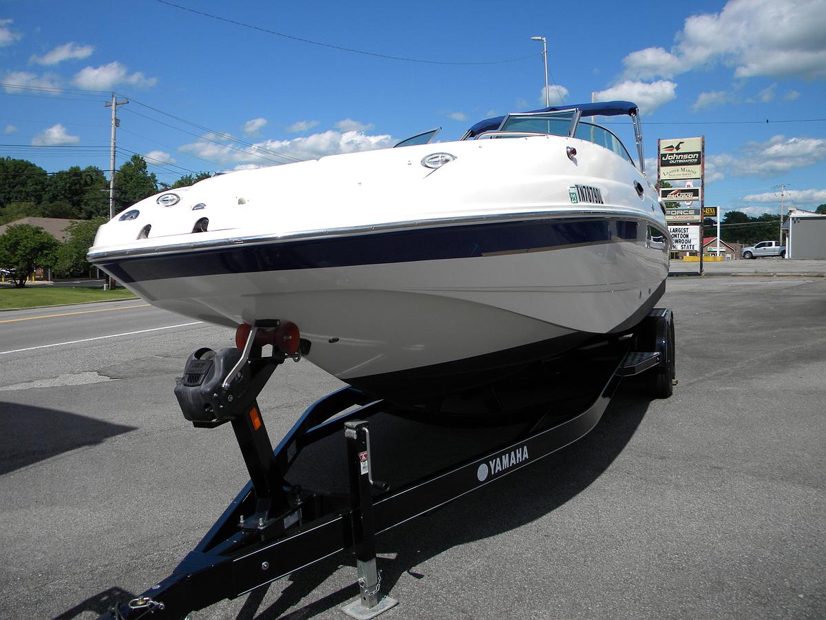 Used 2005 CHAPARRAL  274 SUNESTA