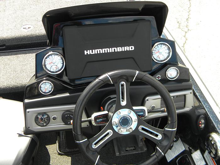 Used 2020 Tracker Nitro Z21 P1