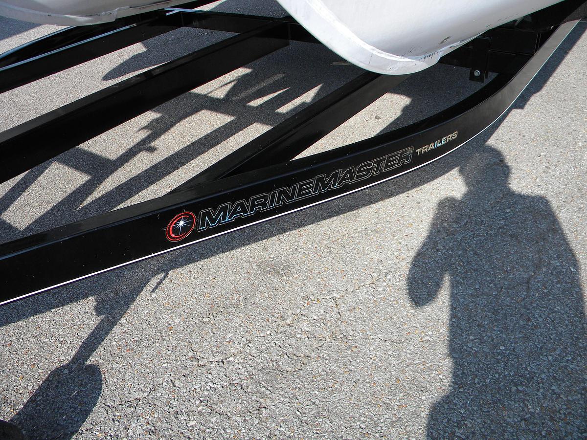 Used USED 2013 BENNINGTON 24SFX