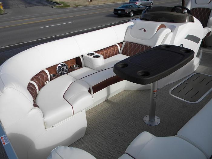Used 2019 Bennington 23GCWA