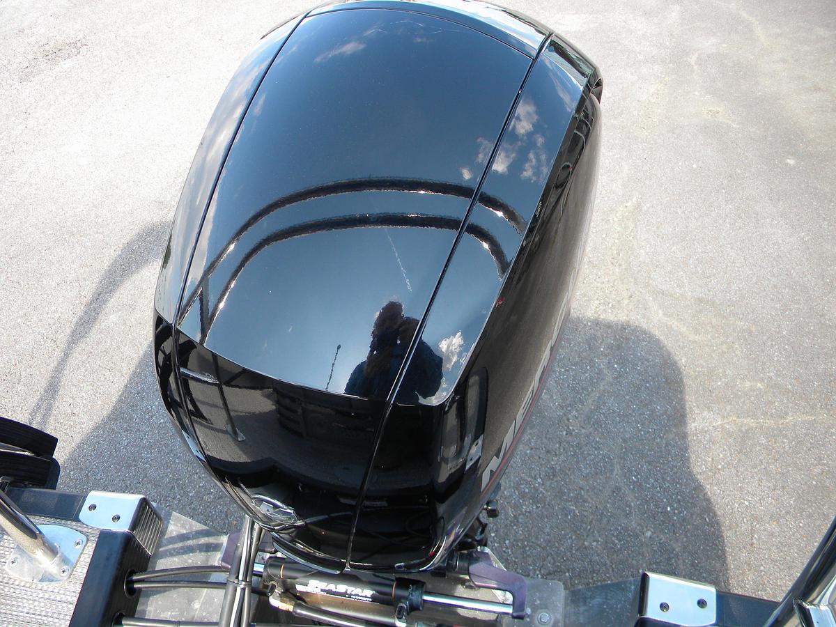 Used 2022 Bennington 22LXSB