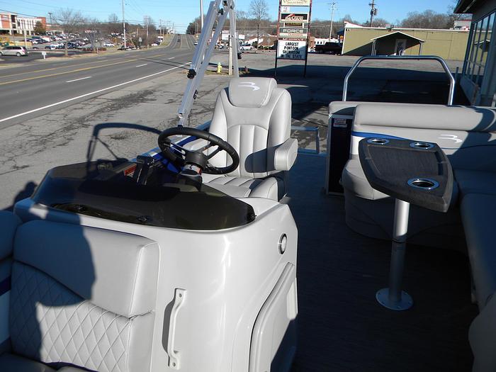 2023 Bennington 198slj