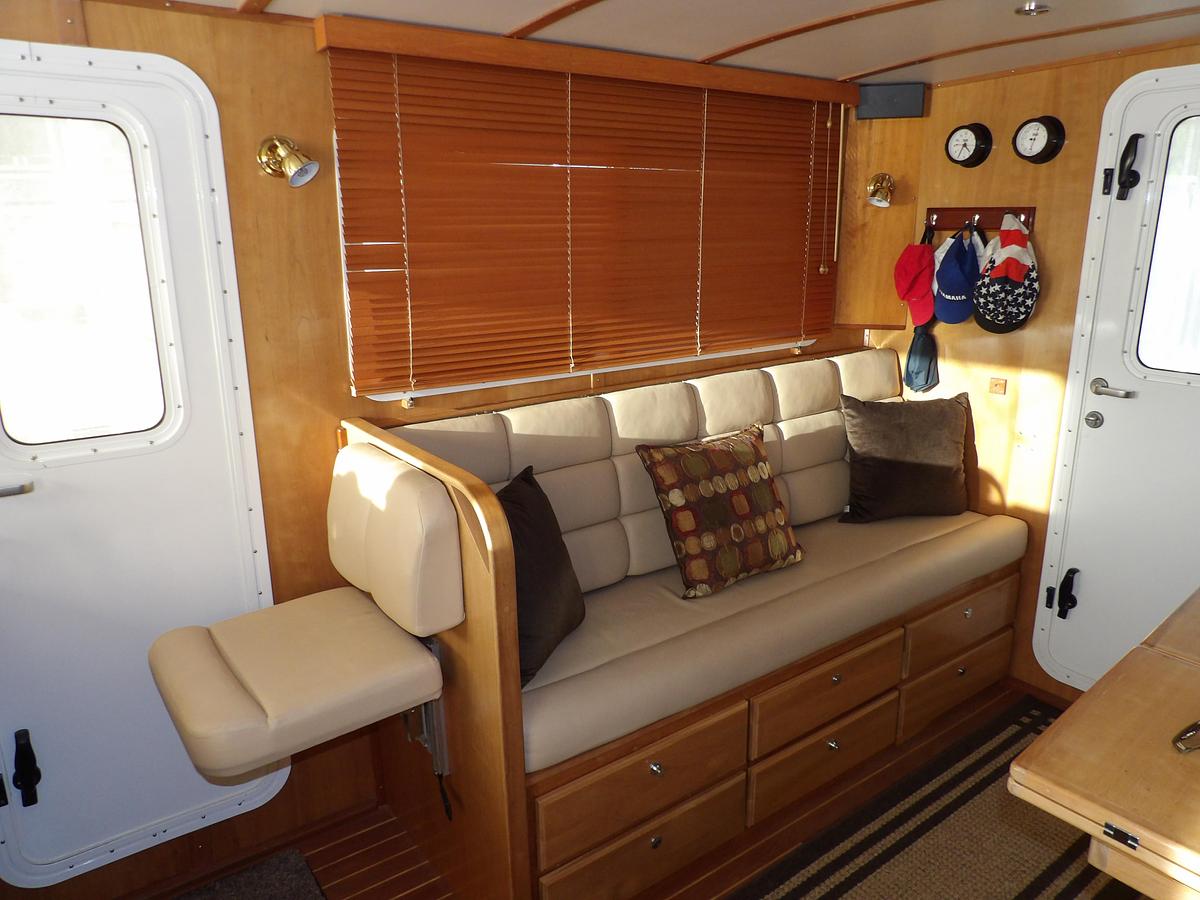 Used 2008 MIRAGE MFG. , GAINESVILLE FL.  N-37