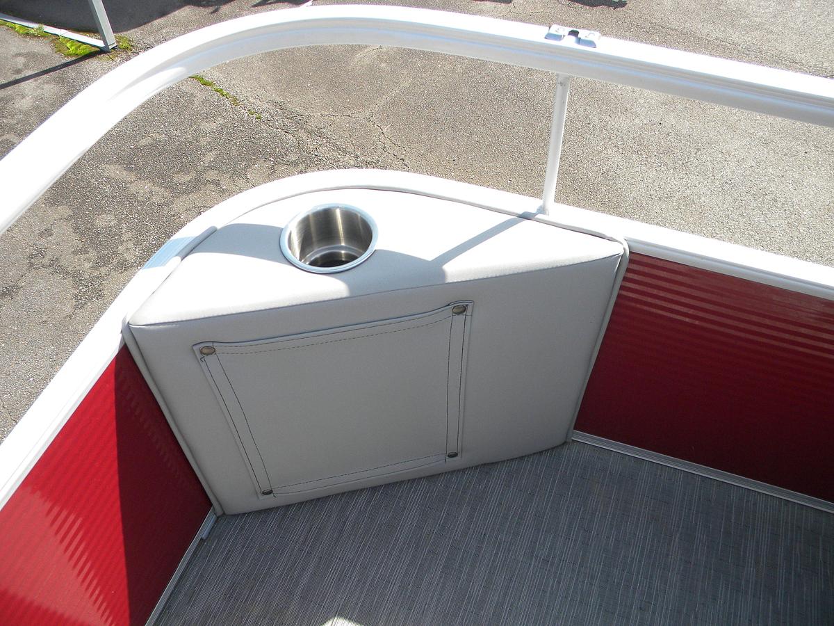 Used 2023 Bennington 20SVF