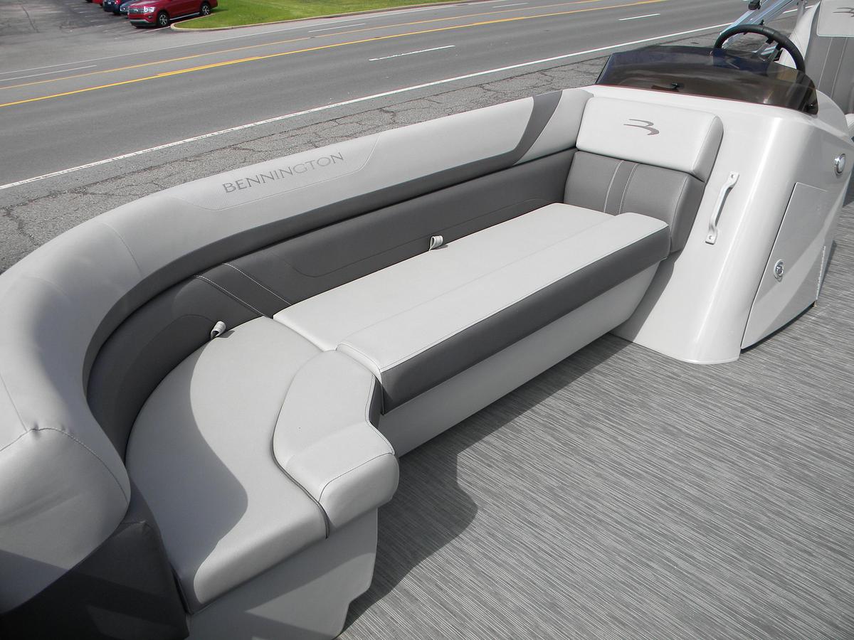 Used 2023 Bennington 21SXL