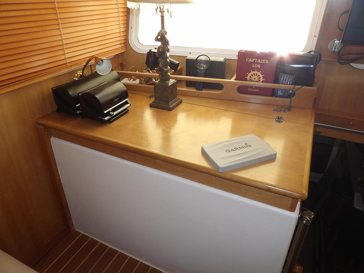 Used 2008 MIRAGE MFG. , GAINESVILLE FL.  N-37