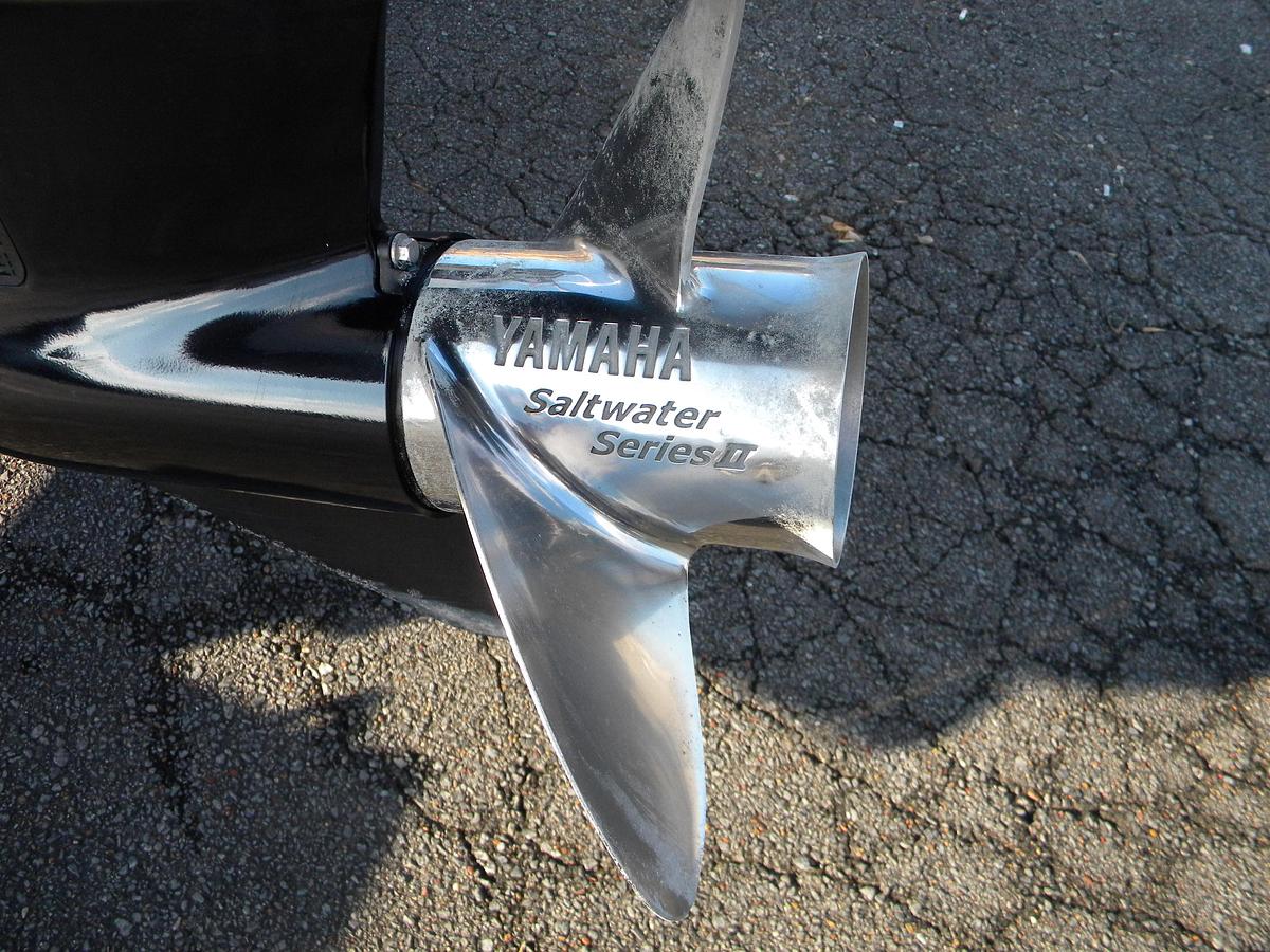 Used 2023 Bennington 23LTSB BOW RIDER