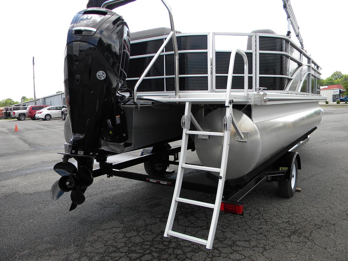 Used 2023 Bennington 21SXL