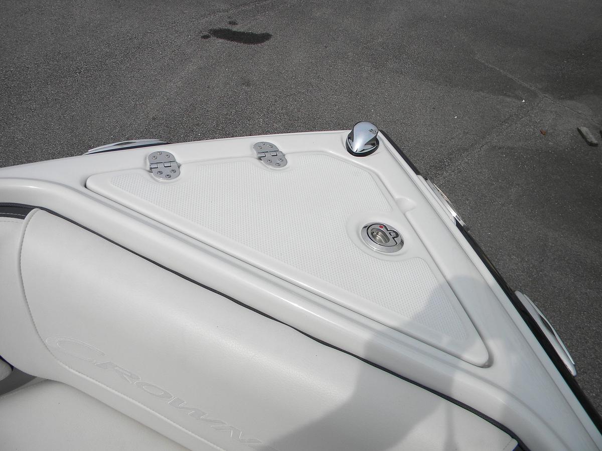 Used 2019 CROWNLINE 215 SS