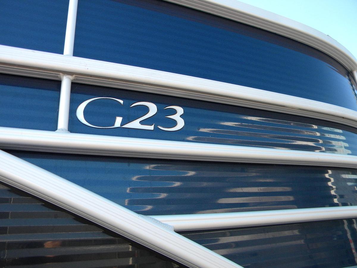 Used USED 2018 BENNINGTON 23GSR 