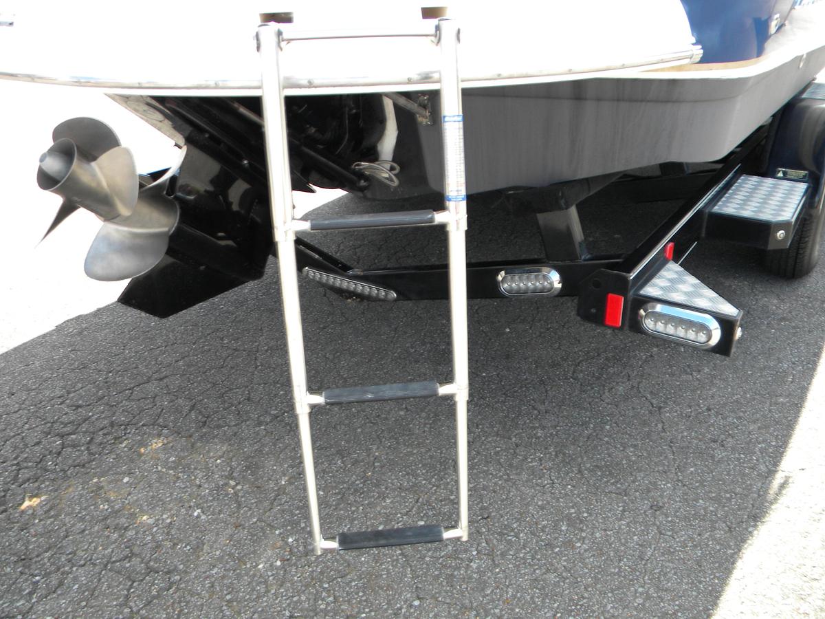 Used 2005 CHAPARRAL  274 SUNESTA