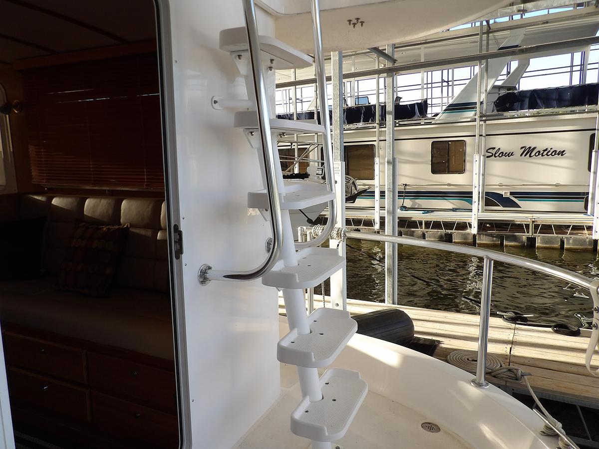 Used 2008 MIRAGE MFG. , GAINESVILLE FL.  N-37