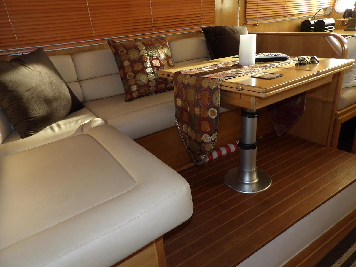 Used 2008 MIRAGE MFG. , GAINESVILLE FL.  N-37