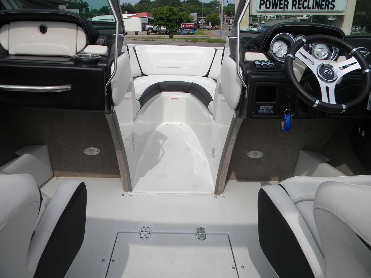 Used 2019 CROWNLINE 215 SS