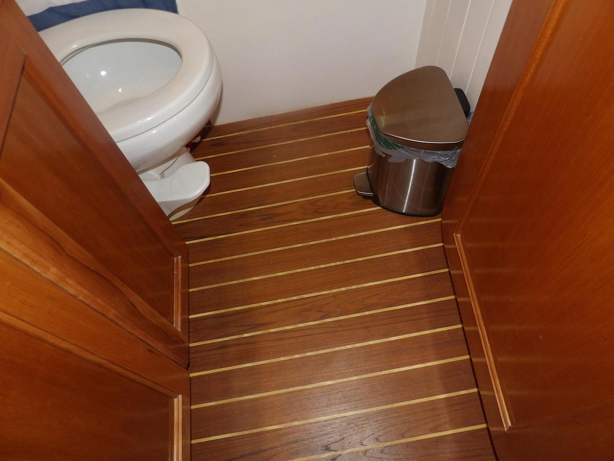 Used 2008 MIRAGE MFG. , GAINESVILLE FL.  N-37