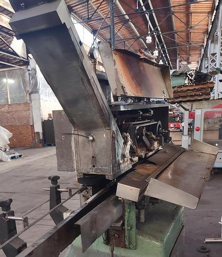 Used Owens Steam Capper with Magnetic Feeder - 58mm