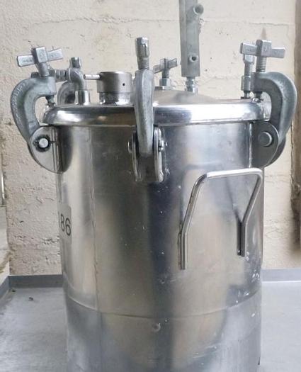 Used Tank, 5 Gallon, S/st, 110 PSI, Full Vac, LaGrange, A #S743474