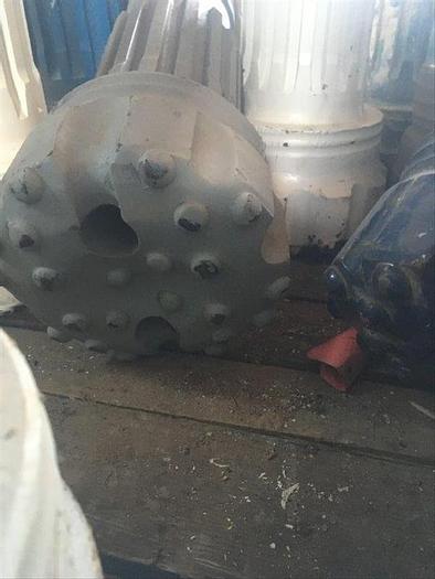 Used 7-3/4" HAMMER BIT QL8 SHANK