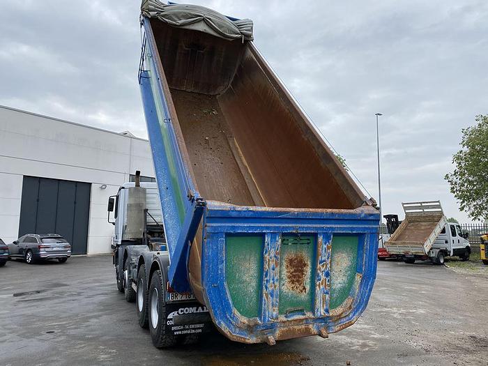 Usato 2001 MERCEDES ACTROS 4143