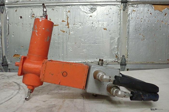 Used Bettis Model CB-315 Pneumatic Valve Actuator