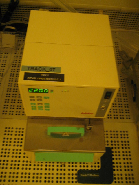 Used Suss Microtec ACS 800 Coater Developer