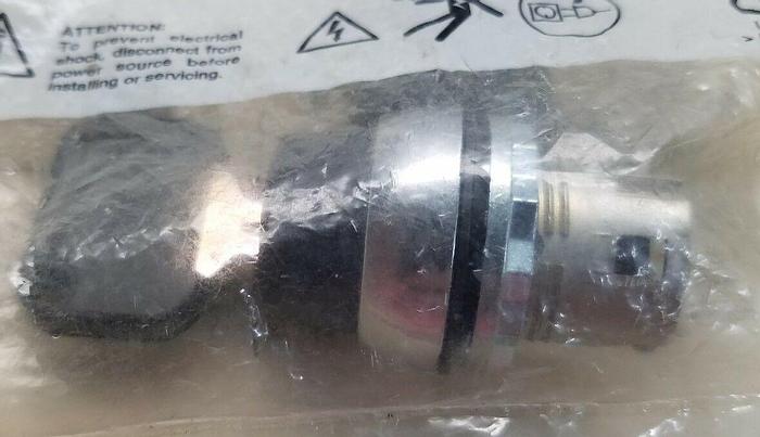 ALLEN BRADLEY 800FM-KM22R