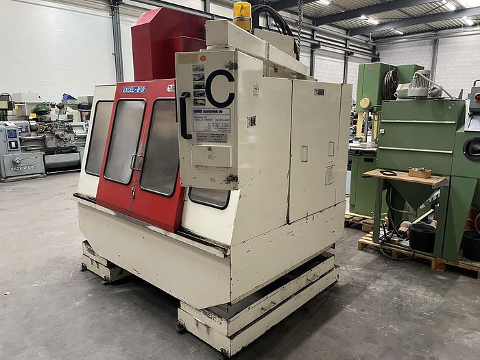 Gebruikt 1991 Kiwa bewerkingscentrum Excel-810