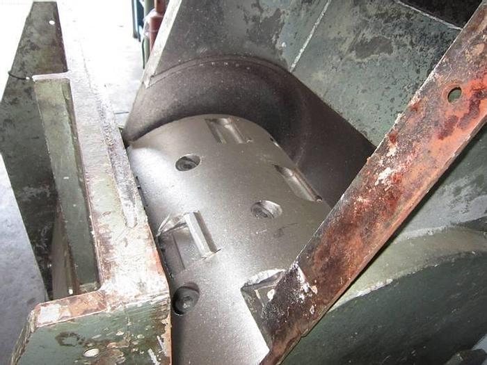 Used 15 IN. x 27 IN. MITTS & MERRILL HOG GRINDER – 300 HP