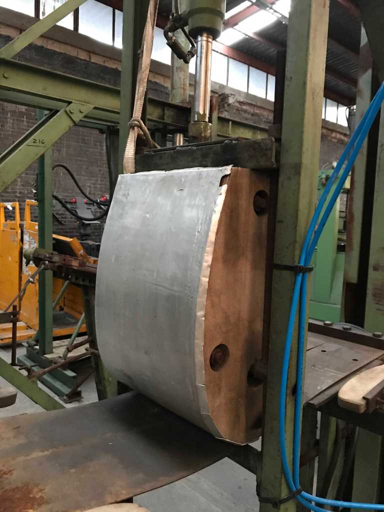 Usato Pressa snervatrice per legno massiccio 124×30