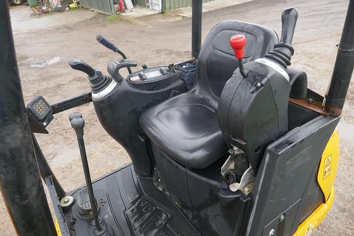 Used 2016 JCB 8018 CTS