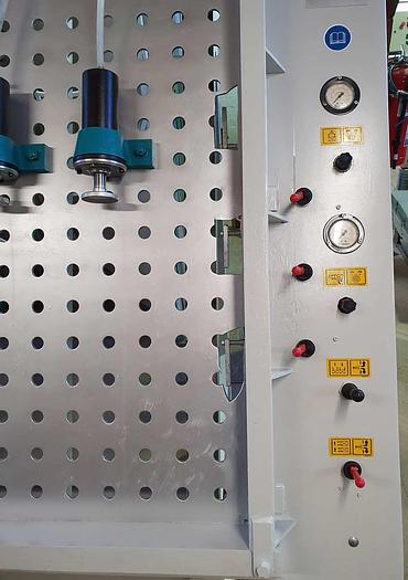 Used 2000 Ramarch Spain RAMARCH PNC 7 perforated plate press