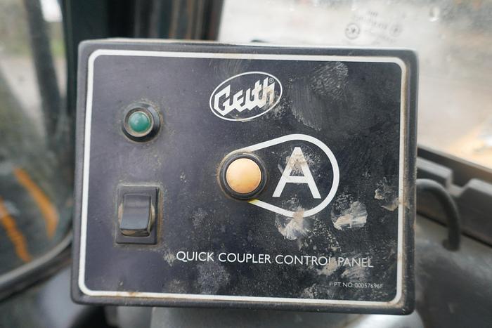 Used 2013 HYUNDAI ROBEX55-9