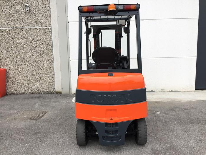 Used 2013 TOYOTA 7FBMF 25