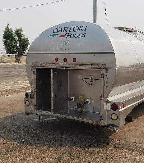 Used 5500 Gallon Milk / Storage Tank