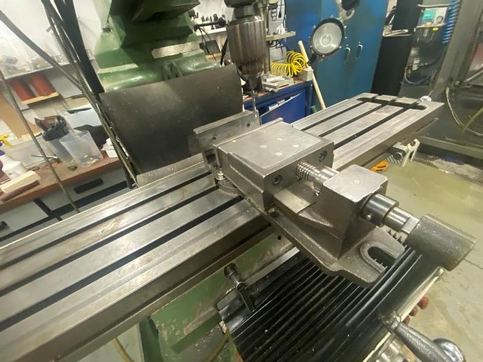 Used Microcut 837 Manual Turret Milling Machine