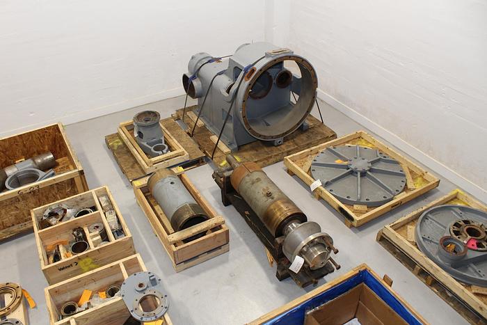 Refurbished Beloit DD2000 Series 38" Refiner #44091