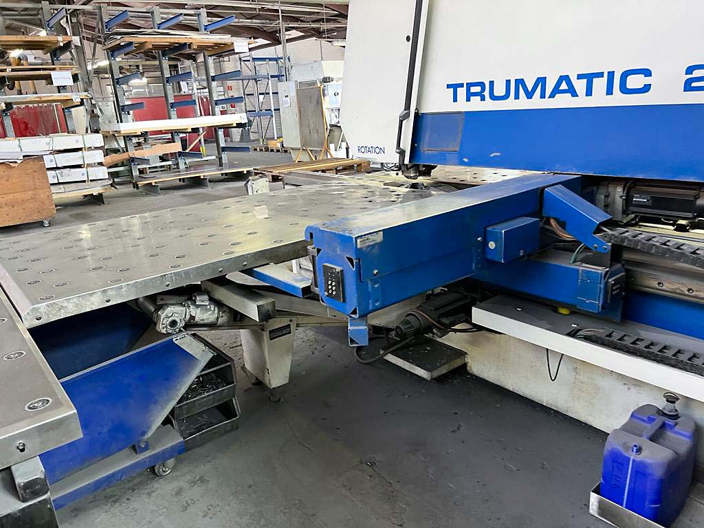 Used Trumpf Trumatic 200 - Punching Machine - 1998