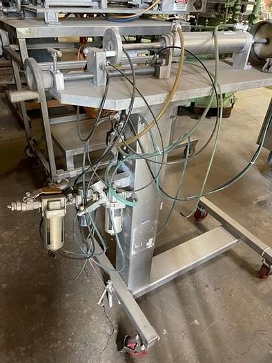 Used Geyer Single Piston Filler