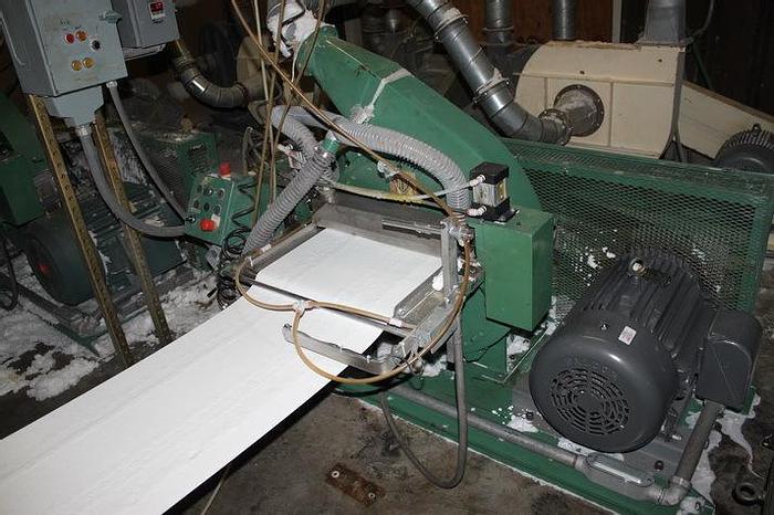 Used MOLNYCKE SANITARY PAD LINE MAXI SIZE 225 FPM