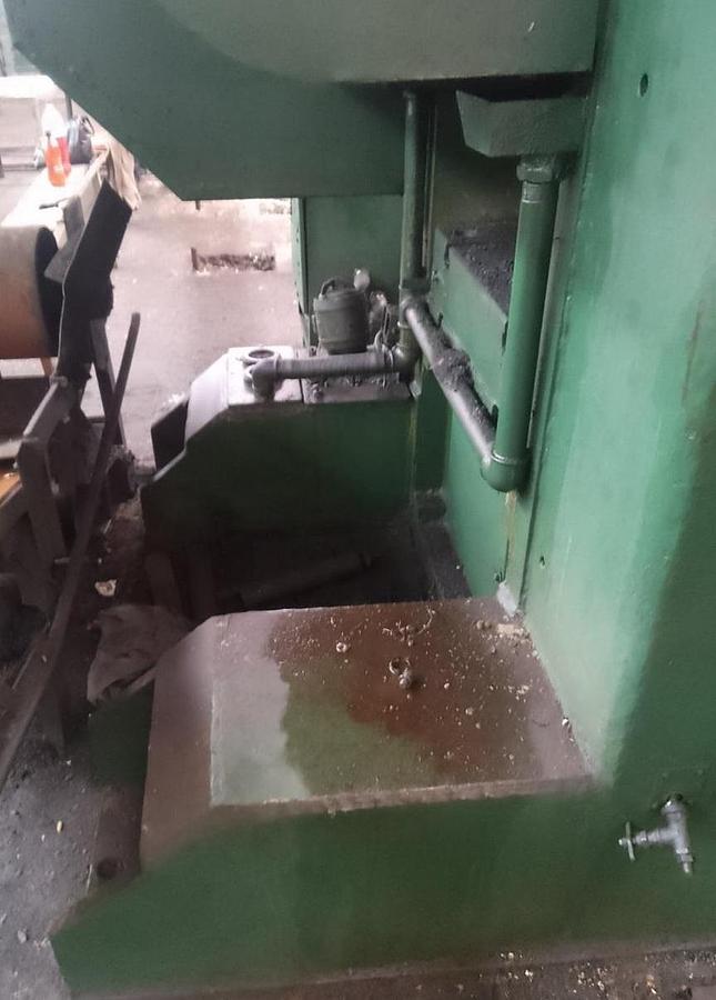 Used 1000 tons Press Knuckle Joint Coining Barnaul K8340