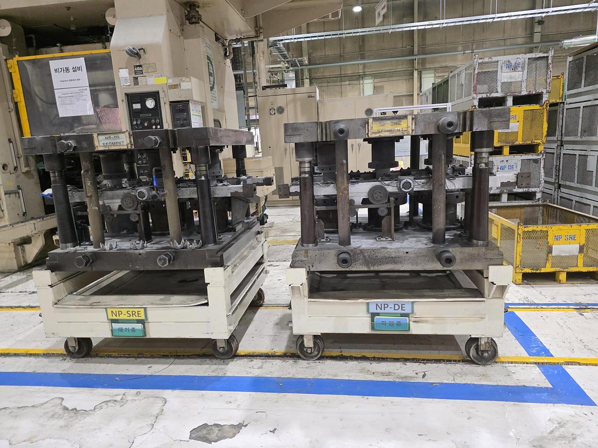 Used 600 tons Press Cold Forging Aida