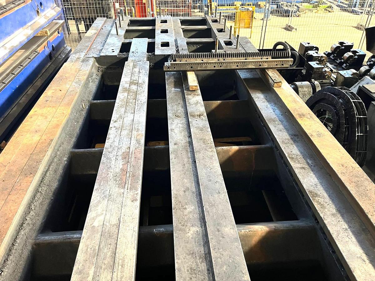 Used Lathe Heavy Duty CNC