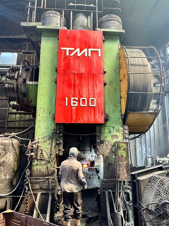 Used 1600 tons Press Hot Forging TMP Voronezh KB8542
