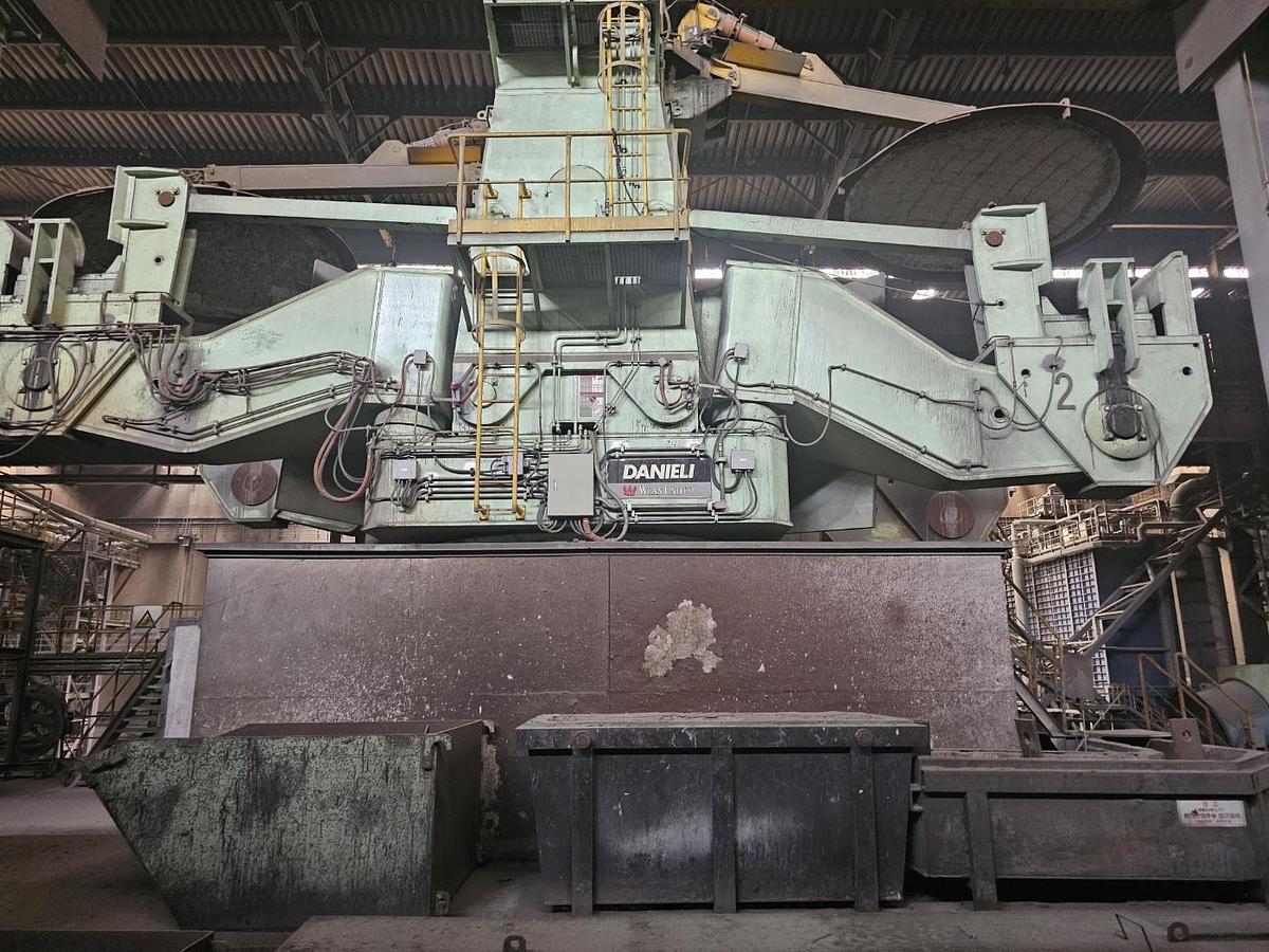Used Electric Arc Furnace and Hot Rolling Mill Danieli