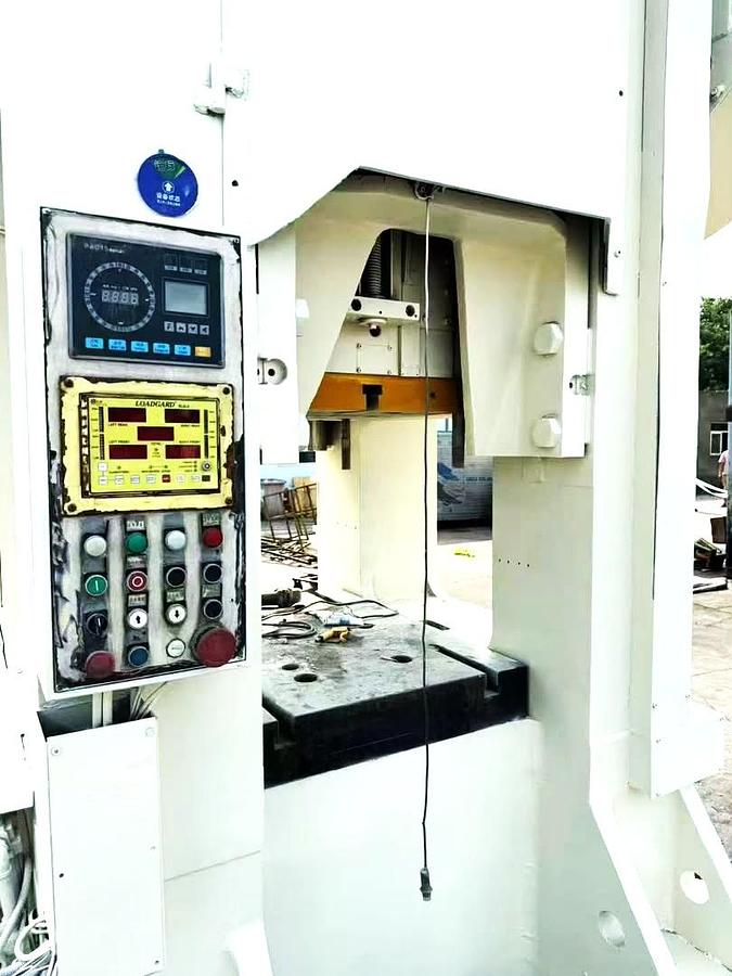 Used 1000 tons Press Hot Forging Yadon