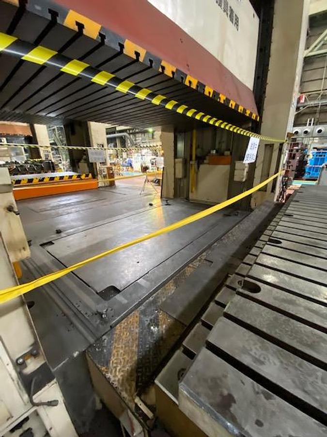 Used 1000 tons Press Sheet Stamping Hydraulic Ogihara