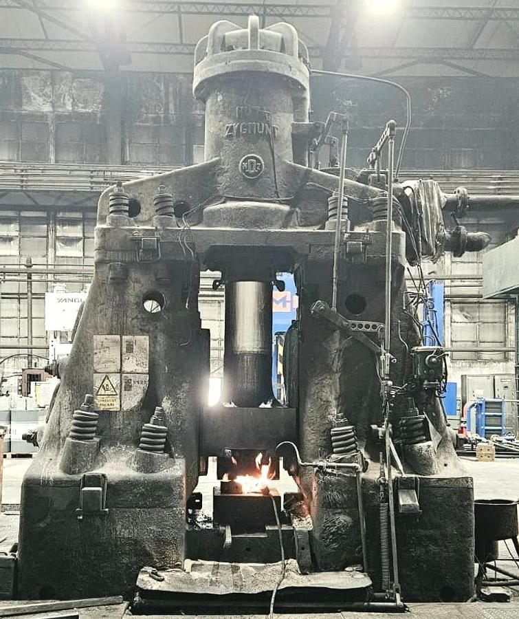Used 3.5 tons Hammer Forging Pneumatic Huta MPM3000