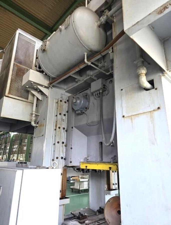 Used 300 tons Press Forging Hydraulic Amada SS-300S