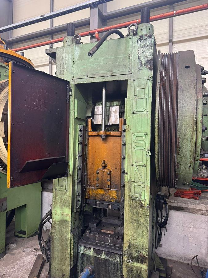 Used 700 tons Press Hot Forging Hosung HFP700
