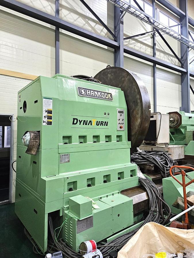Used Lathe Heavy Duty CNC Hankook Dynaturn-20